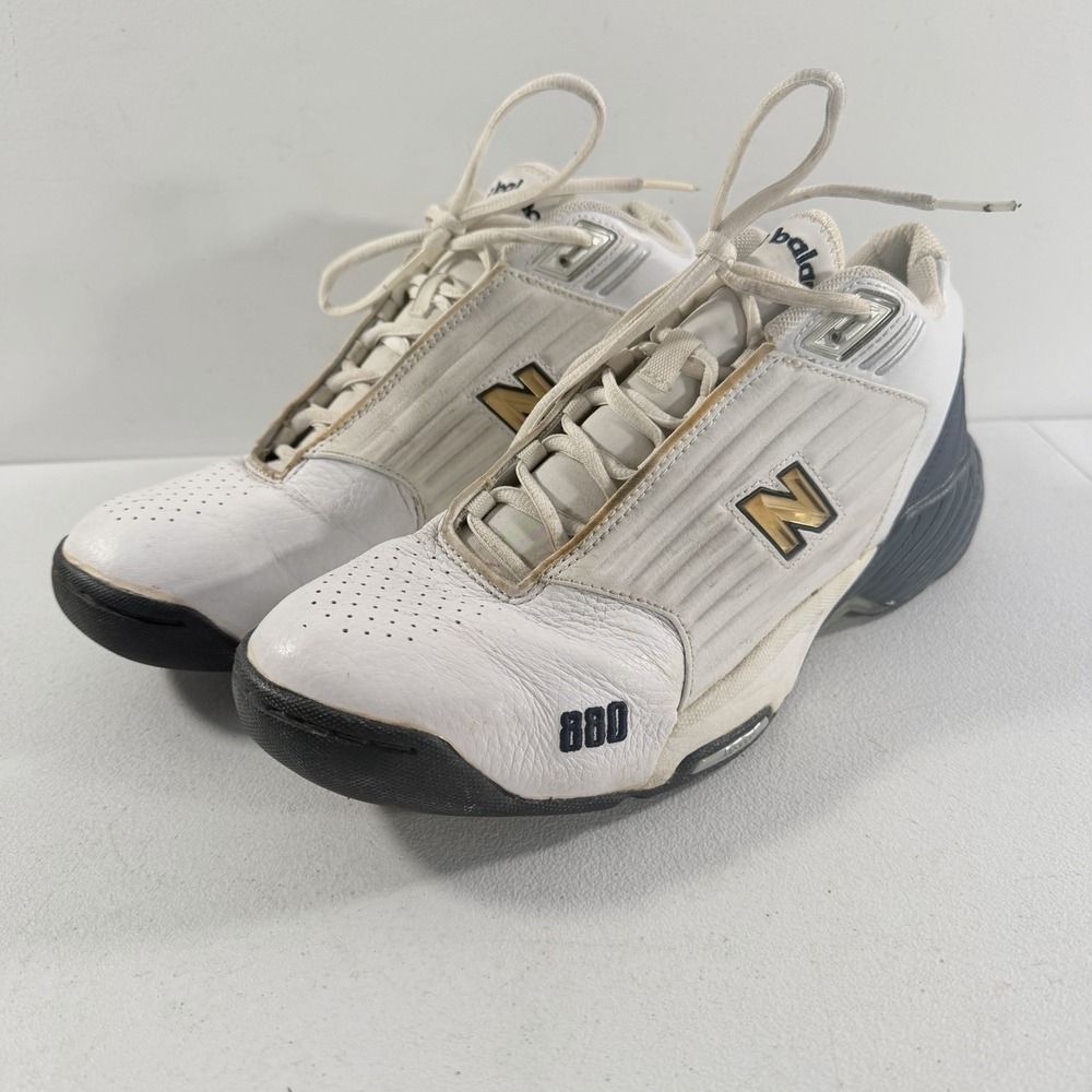 Vintage New Balance 880 Mens White Blue Leather Basketball Shoes Size 10 BB880NV